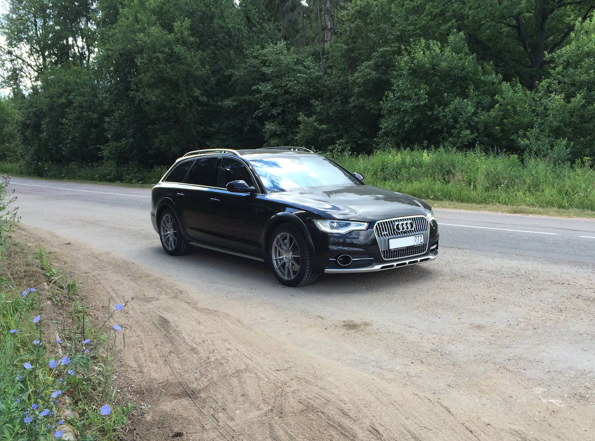 Audi A6 Allroad на 19" дисках Rohana RFX2 фото 3